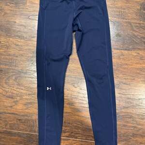 Under Armour Women's HeatGear Compression Ankle Leggings in Navy Blue